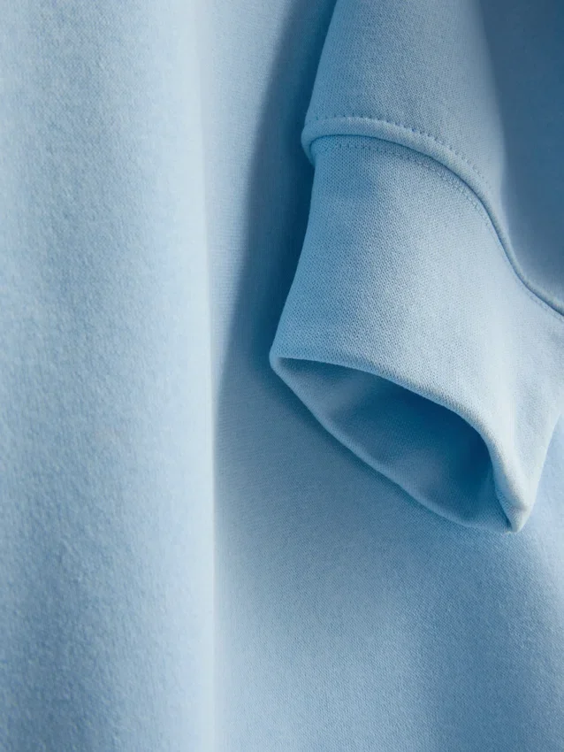 Hanorac esențial cu guler rotund Hanorac esențial cu guler rotund