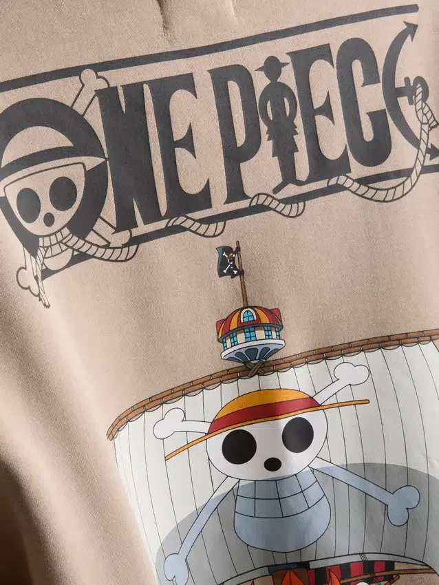 Hanorac „One Piece Thousand Sunny” Hanorac „One Piece Thousand Sunny”