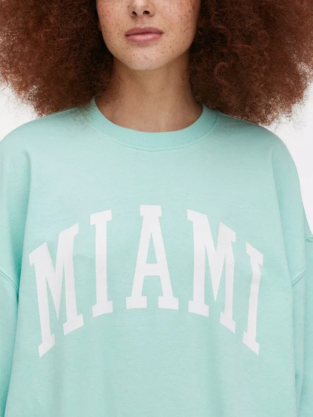 Hanorac oversized cu inscripția „Miami” Hanorac oversized cu inscripția „Miami”