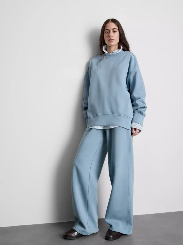 Hanorac oversized cu umeri coborâți Hanorac oversized cu umeri coborâți
