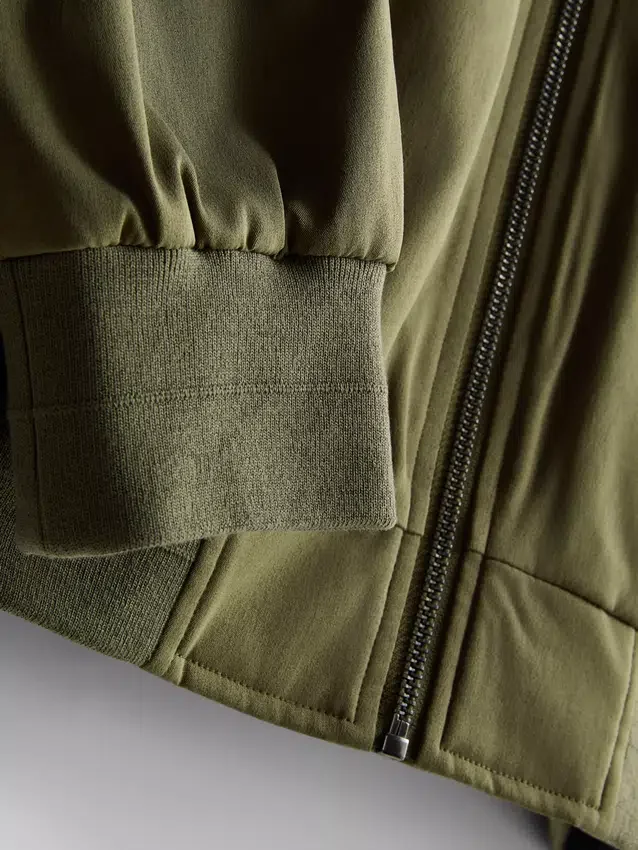 Jachetă bomber elegantă Jachetă bomber elegantă