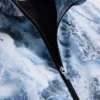 Jachetă sport cu guler în formă de pâlnie și fermoar Jachetă sport cu guler în formă de pâlnie și fermoar