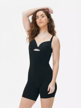 Lenjerie Modelatoare cu decolteu deschis, până la jumătatea coapsei