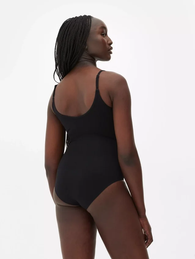Lenjerie Modelatoare fără cusături Lenjerie Modelatoare fără cusături