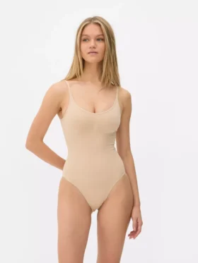 Lenjerie Modelatoare fără cusături, cu decolteu rotund