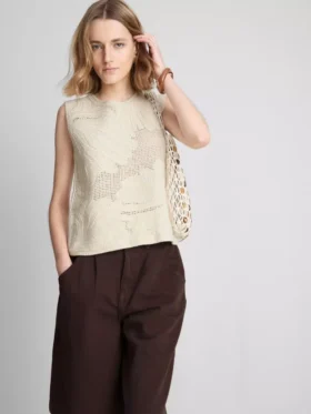 Maiou din tricot croșetat de la The Edit