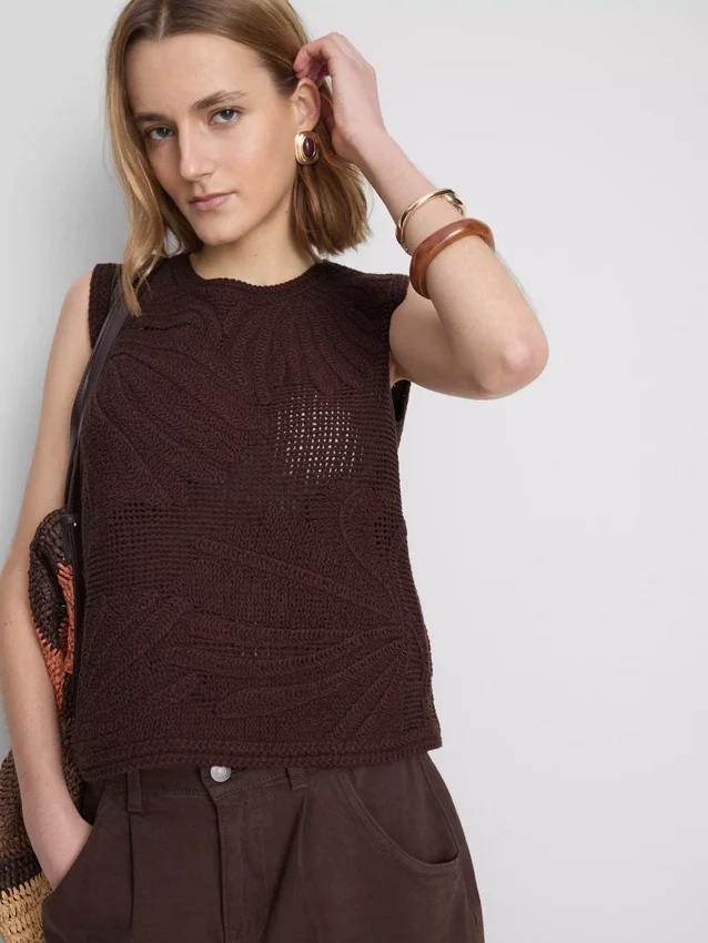 Maiou din tricot croșetat de la The Edit Maiou din tricot croșetat de la The Edit