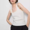 Maiou tricotat cu guler pătrat Maiou tricotat cu guler pătrat