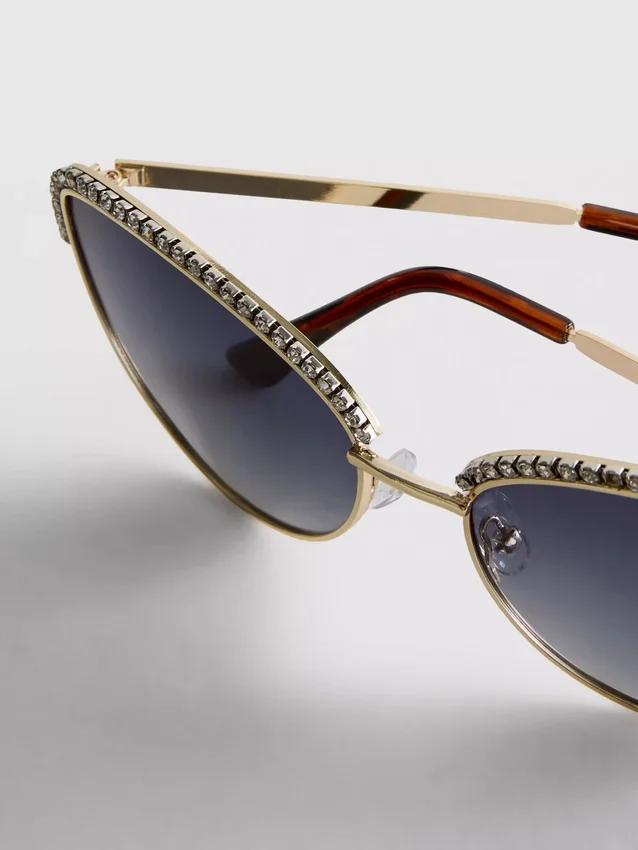 Ochelari de soare „cat eye” cu strasuri Ochelari de soare „cat eye” cu strasuri