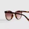 Ochelari de Soare cu bară peste sprâncene, model „ochi de pisică” Ochelari de Soare cu bară peste sprâncene, model „ochi de pisică”