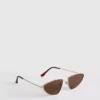 Ochelari de Soare cu ramă metalică în stil aviator Ochelari de Soare cu ramă metalică în stil aviator
