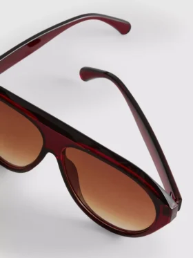 Ochelari de soare masivi în stil aviator