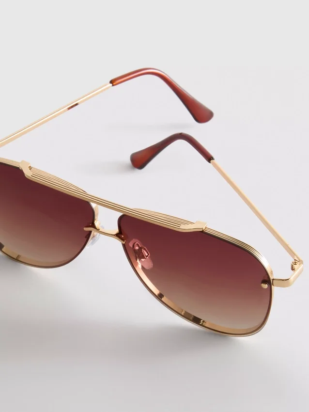 Ochelari de Soare metalici în stil aviator Ochelari de Soare metalici în stil aviator