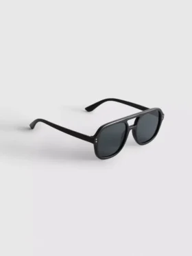 Ochelari de soare în stil Aviator Ochelari de soare în stil Aviator