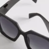 Ochelari de Soare pătrați cu rame unghiulare Ochelari de Soare pătrați cu rame unghiulare