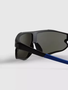 Ochelari de Soare tip „shield”