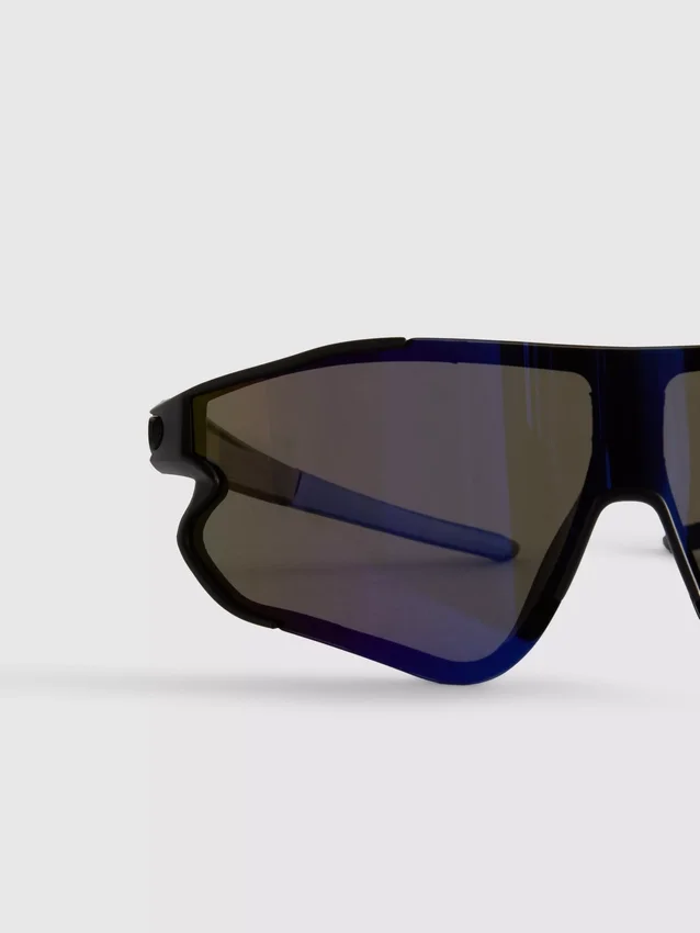 Ochelari de Soare tip „shield” Ochelari de Soare tip „shield”