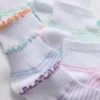 Pachet de 7 șosete scurte cu dungi multicolore Pachet de 7 șosete scurte cu dungi multicolore