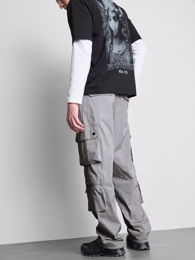 Pantaloni cargo utilitari Pantaloni cargo utilitari