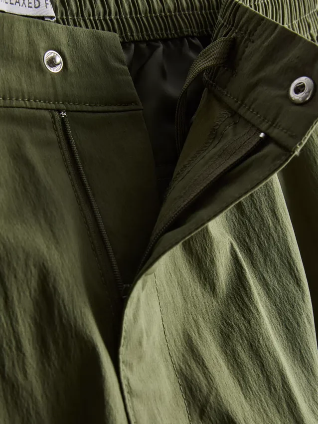 Pantaloni cargo utilitari Pantaloni cargo utilitari