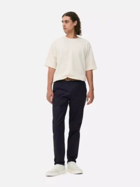 Pantaloni chino cu croială slim