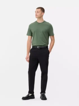 Pantaloni chino cu croială slim
