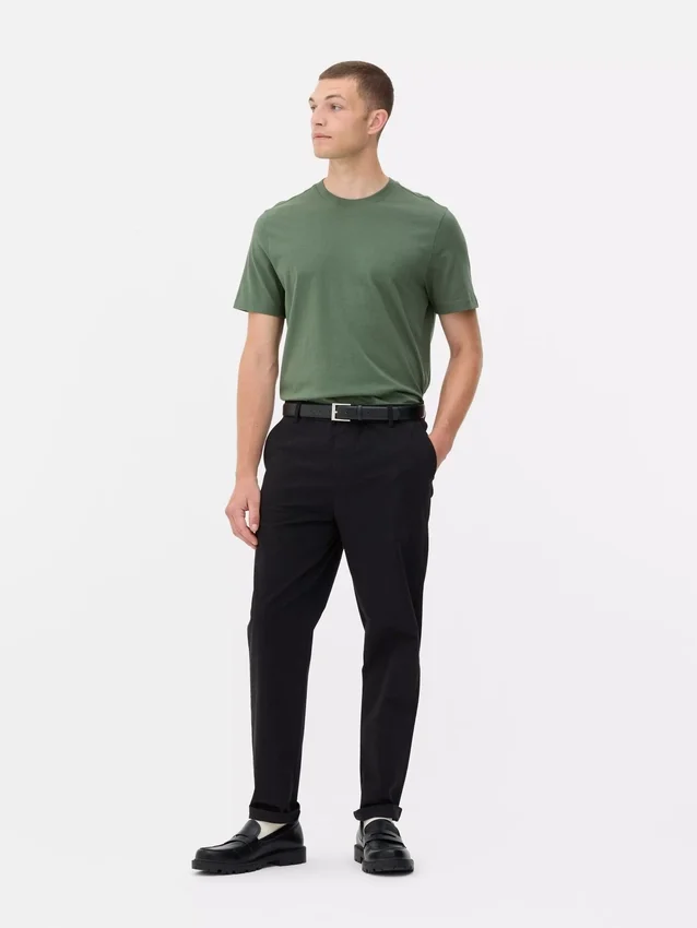 Pantaloni chino cu croială slim Pantaloni chino cu croială slim