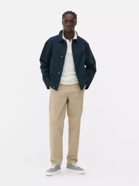 Pantaloni chino cu croială slim