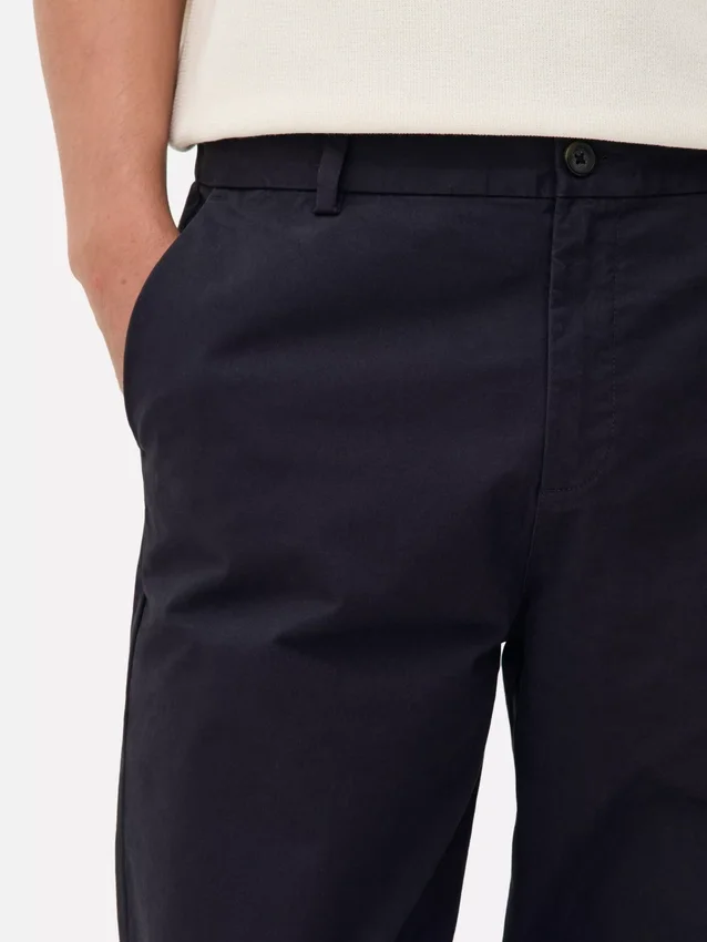 Pantaloni chino cu croială slim Pantaloni chino cu croială slim