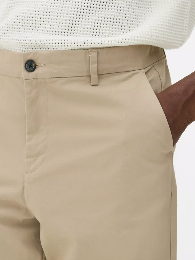 Pantaloni chino cu croială slim Pantaloni chino cu croială slim