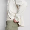 Pantaloni chino largi, cu talie medie Pantaloni chino largi, cu talie medie
