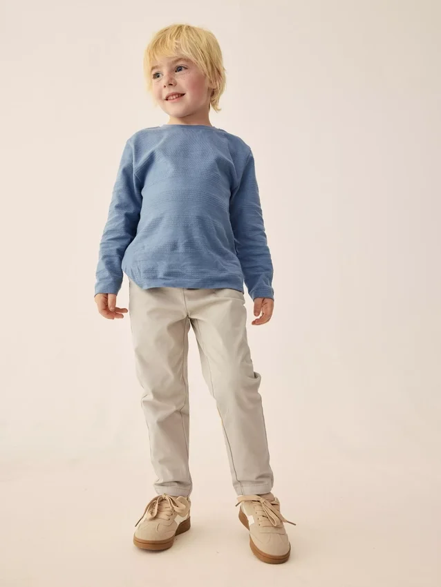 Pantaloni chino pentru băieți mici Pantaloni chino pentru băieți mici