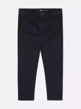 Pantaloni chino pentru băieți mici