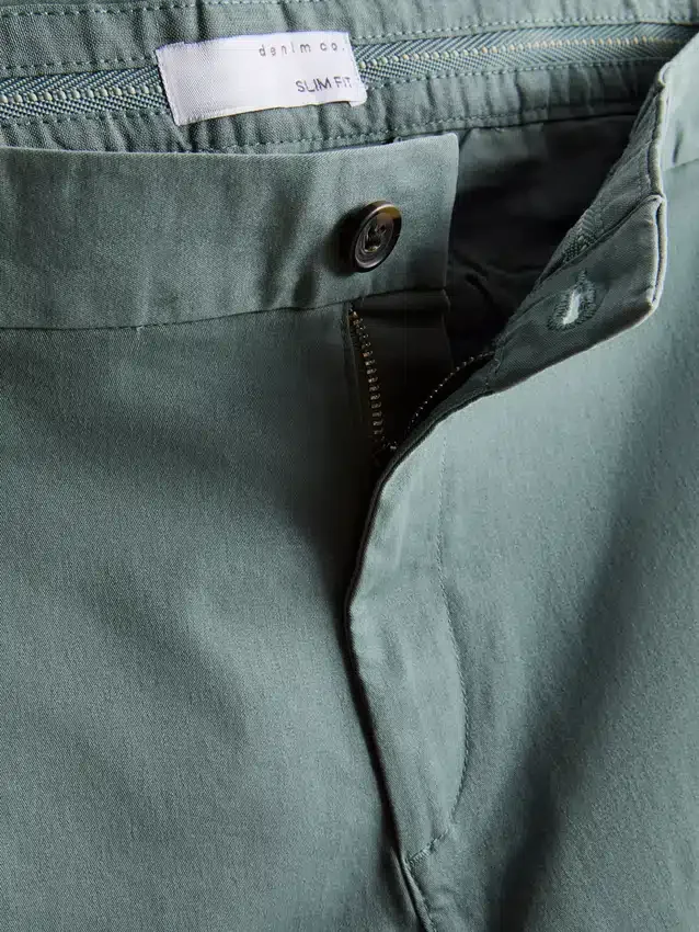 Pantaloni chino slim Pantaloni chino slim