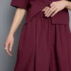 Pantaloni cu croi evazat, plisați, cu aspect de hârtie