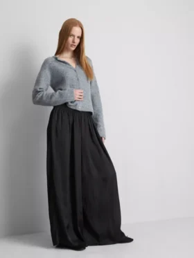 Pantaloni cu croi larg din satin