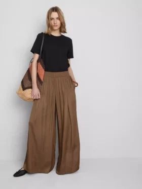 Pantaloni cu croi larg din satin