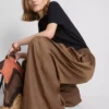 Pantaloni cu croi larg din satin Pantaloni cu croi larg din satin