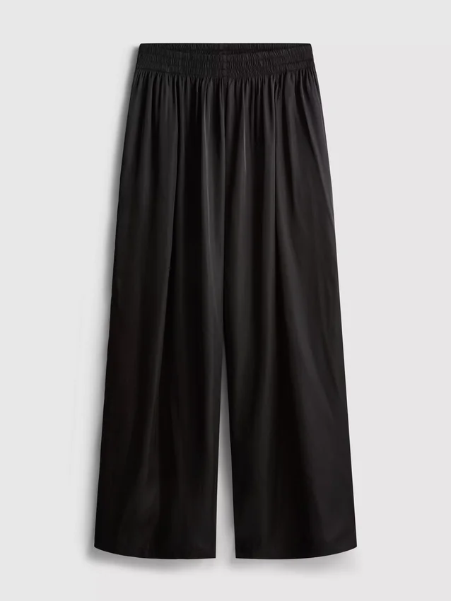 Pantaloni cu croi larg din satin Pantaloni cu croi larg din satin