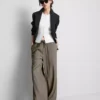 Pantaloni cu croi larg și textură șifonată Pantaloni cu croi larg și textură șifonată
