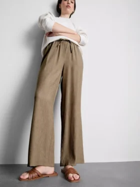 Pantaloni cu croi larg și textură șifonată