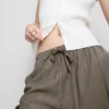 Pantaloni cu croi larg și textură șifonată Pantaloni cu croi larg și textură șifonată