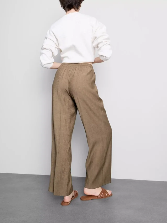 Pantaloni cu croi larg și textură șifonată Pantaloni cu croi larg și textură șifonată