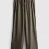 Pantaloni cu croi larg și textură șifonată Pantaloni cu croi larg și textură șifonată