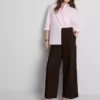 Pantaloni cu croi larg, pliuri și detaliu cu curea Pantaloni cu croi larg, pliuri și detaliu cu curea
