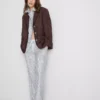 Pantaloni cu șnur și dungi Oxford Pantaloni cu șnur și dungi Oxford