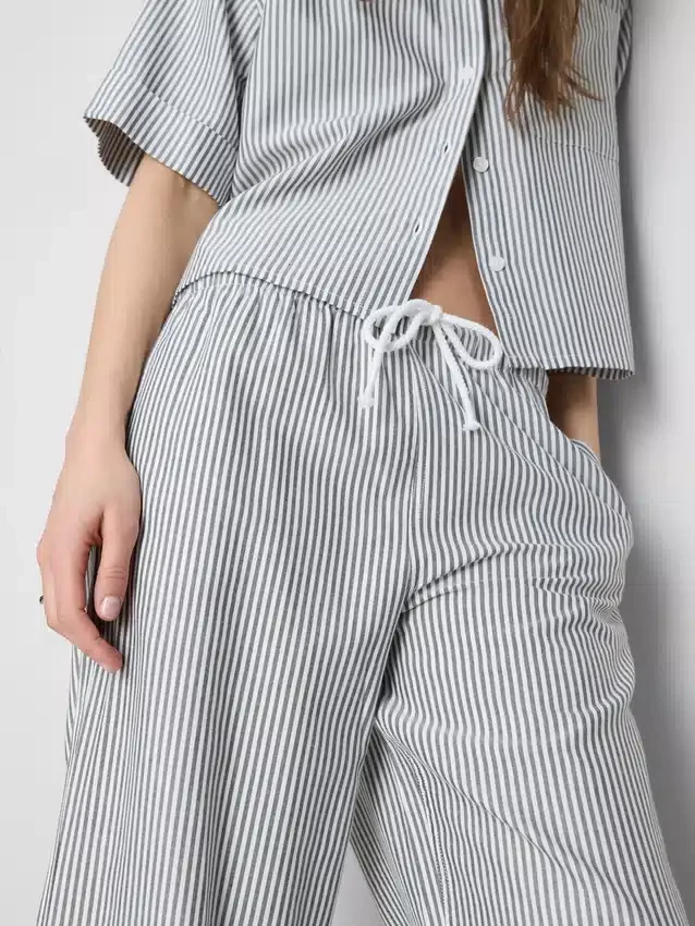 Pantaloni cu șnur și dungi Oxford Pantaloni cu șnur și dungi Oxford