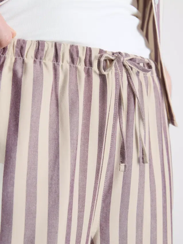 Pantaloni cu șnur și dungi Oxford Pantaloni cu șnur și dungi Oxford