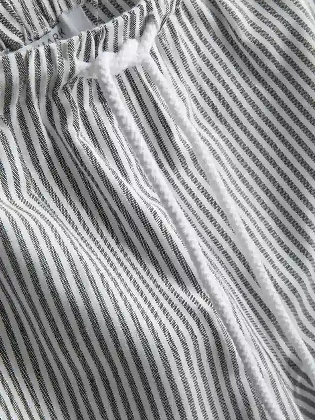 Pantaloni cu șnur și dungi Oxford Pantaloni cu șnur și dungi Oxford