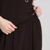Pantaloni cu talie elastică și croi larg Pantaloni cu talie elastică și croi larg